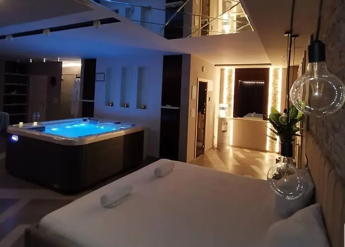 Pleasure نوفي ساد